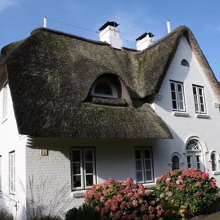 Nordlicht Reetdachhaus Nordlicht Luv Tatil Evi